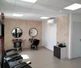 Photo du salon de coiffure Têtes ah Tête